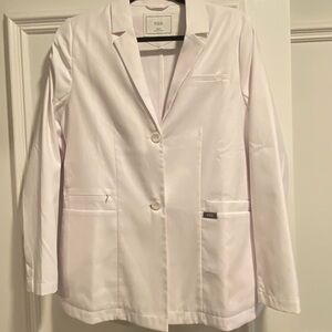 White Jacket Figs